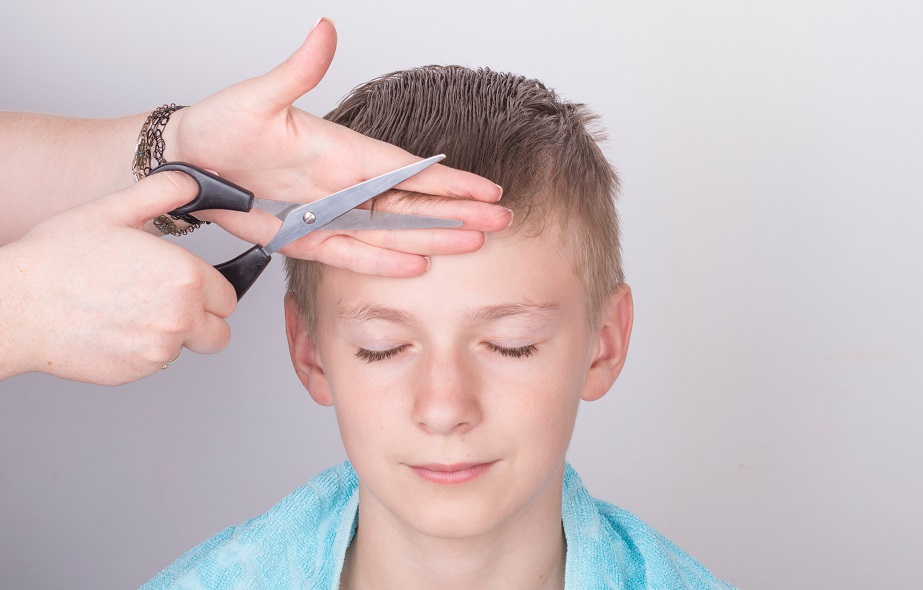 Essential tips on how to cut a baby boy’s hair